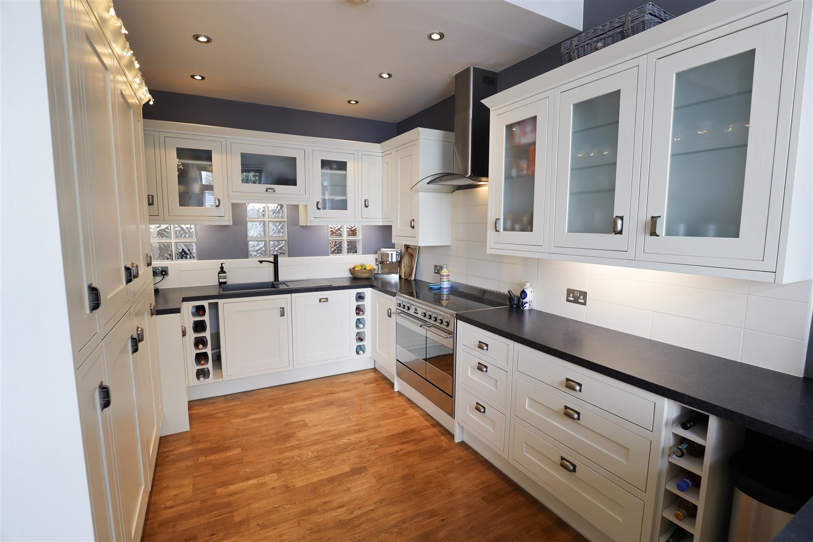 Flat 5, Zoar Court, High Street, Llantrisant, Pontyclun, CF72 8SR